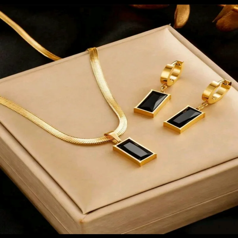 Minimalist Fashion Accessory Set
